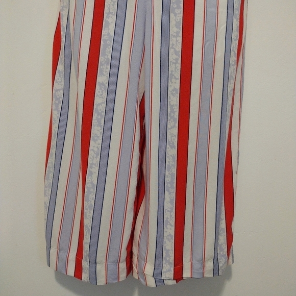 Express - Striped Cropped Jumpsuit - Picture 6 of 16